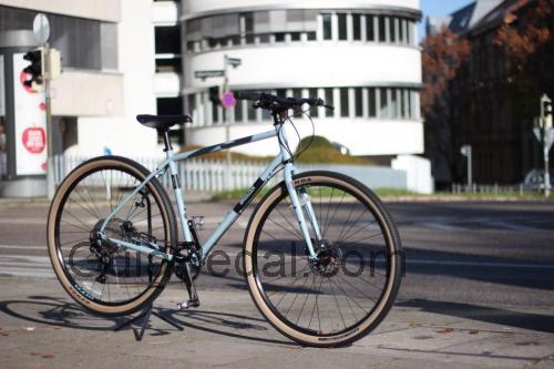 Breezer Radar Cafe ficha técnica y opiniones